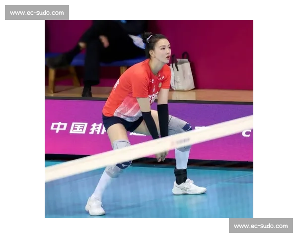 张常宁领衔冲冠!江苏女排蓄势战十五运 张常宁领衔冲冠!江苏女排蓄势战十五运