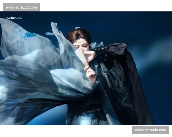 川超藏双星：有 “诗人解说” 也有 “心动男神”