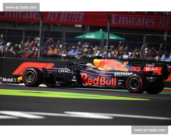 斯特拉点破红牛 2025 战略，马尔科：复刻 2021 决策